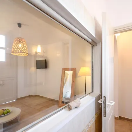 Akrolithos * Stelida (Naxos)