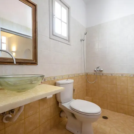 Akrolithos * Stelida (Naxos)