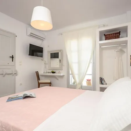 Apartament Akrolithos