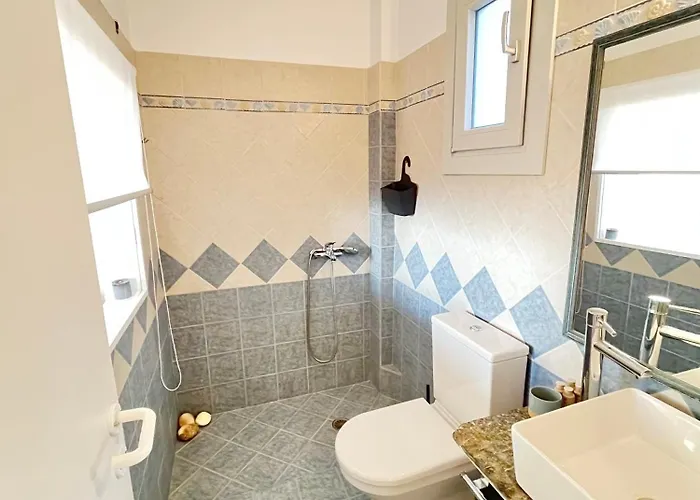 Akrolithos Διαμέρισμα *